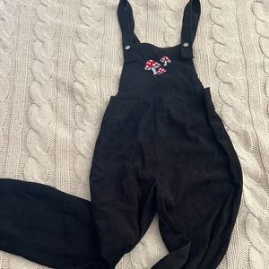 ROMWE size M black corduroy overalls